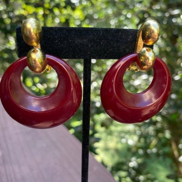 VTG KENNETH LANE Burgundy Brown Lucite Door Knocker EARRINGS - Picture 1 of 10